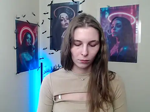 StrangerGi Chat XXX live