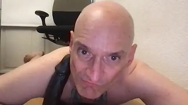 TomKxxxpnp Webcamshow