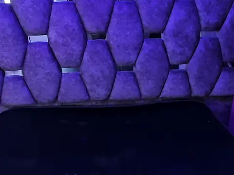 burbuja_pink_'s Live XXX Chat