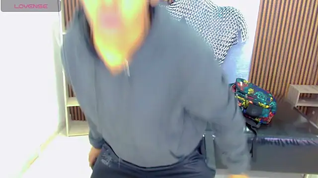 XXX chat uživo modela DaviidBuckx_