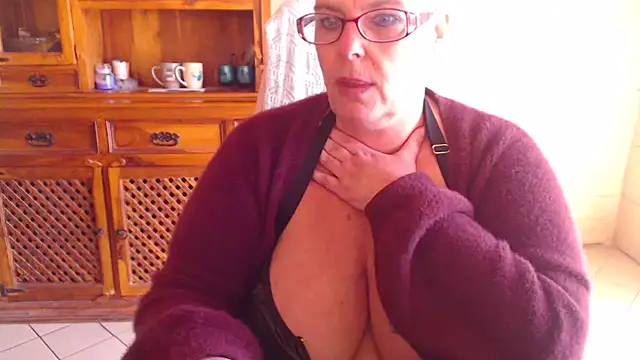 MISS_LINDAH's Live XXX Chat