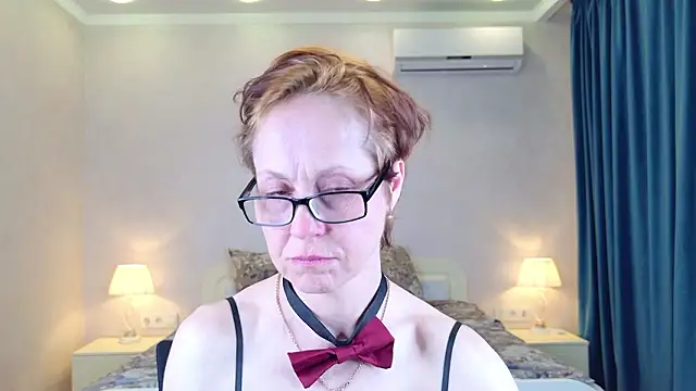 Chatroom XXX en direct de LioraWeiss