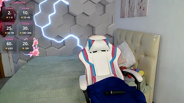 Онлайн чат XXX aliicemeow