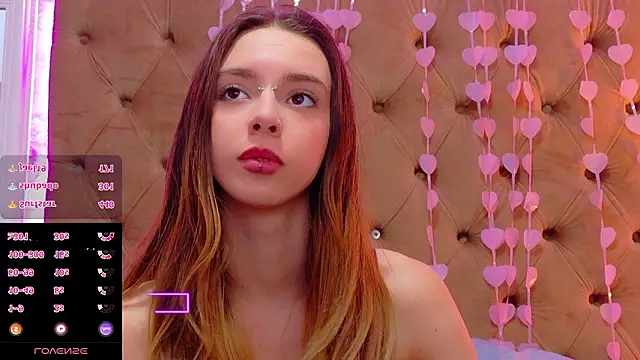 XXX chat uživo modela CoraVex