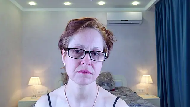 LioraWeiss live XXX chat