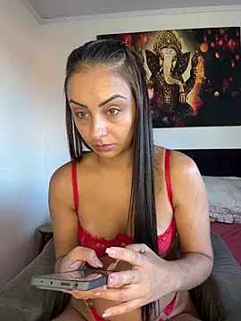 bbzinharosa Adlı Modelin Web Kamerası Şovu