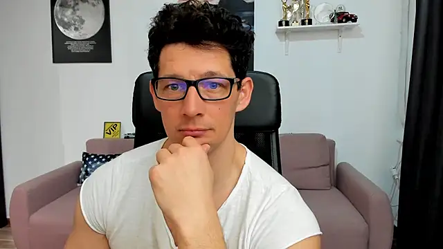 Chat XXX en directo de BrutusK08