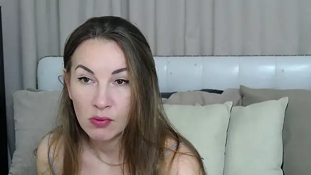 Brandy_Gem Chat XXX in diretta