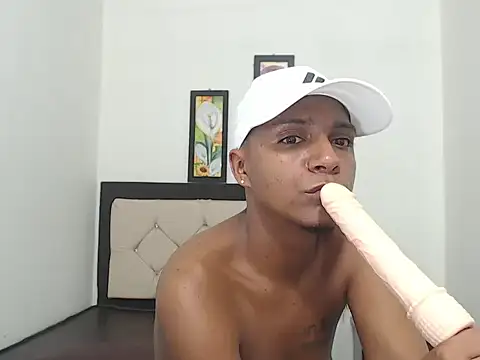 Chat XXX en directo de hotboyluxe