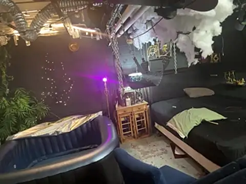 AidenMcKnight Chat XXX in diretta