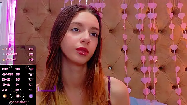 CoraVexのライブXXXチャット