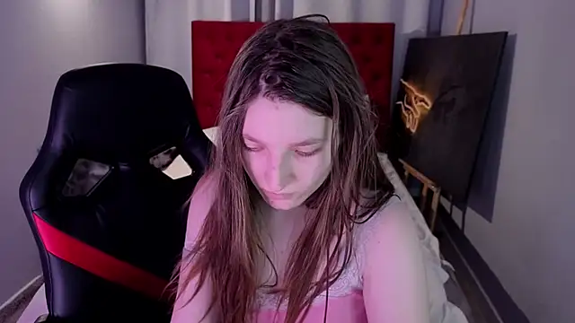 Mia_Myles 现场XXX聊天