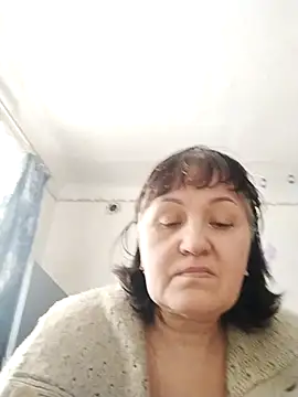 Show modela ViolaStar75 na web-kameri