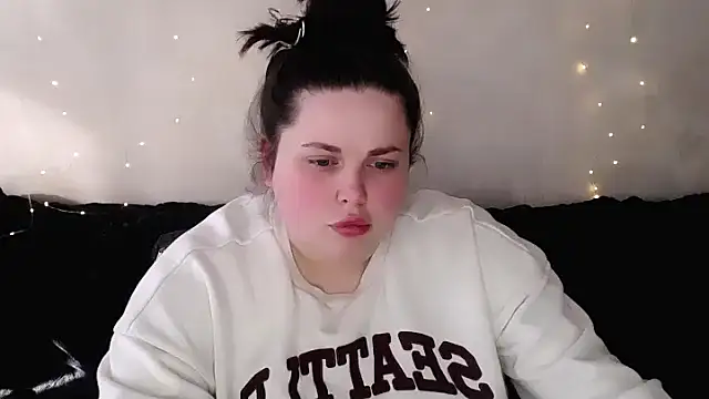 Czat XXX na żywo – Emily_Mo