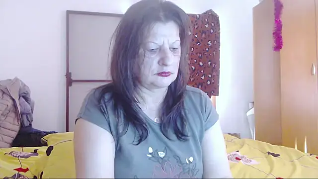 ExtasyMature 现场XXX聊天