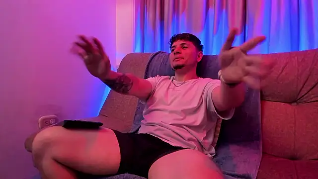 Živý XXX chat Leoo_Miller