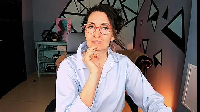 UnaTerra Adlı Modelin Canlı XXX Sohbeti