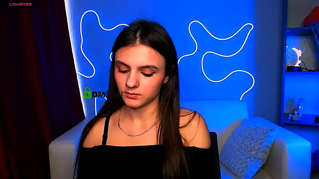 lisa_dark_ Adlı Modelin Canlı XXX Sohbeti