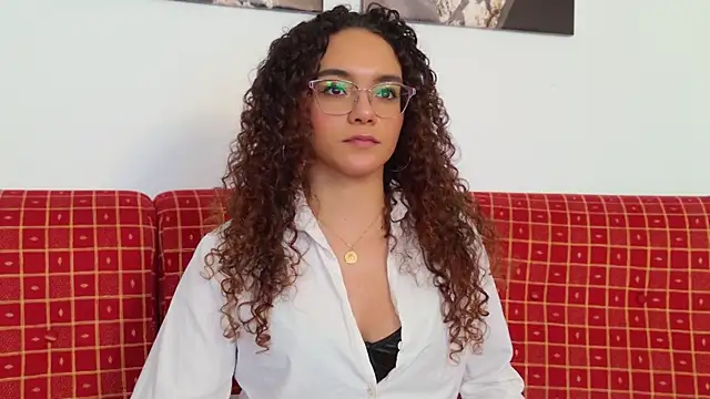 Taylor_Tina Show in webcam