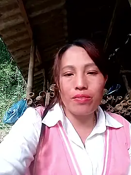 Gummiesu 现场XXX聊天