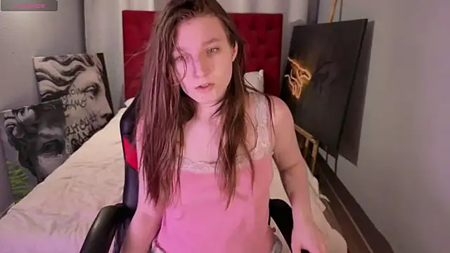 Mia_Myles 现场XXX聊天