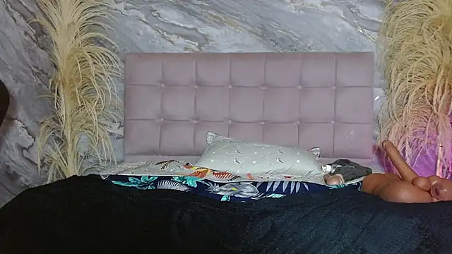 mya_blaze: онлайн-секс-чат