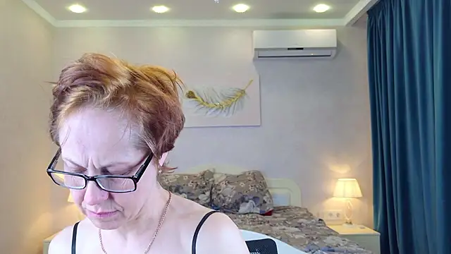 Živý XXX chat LioraWeiss