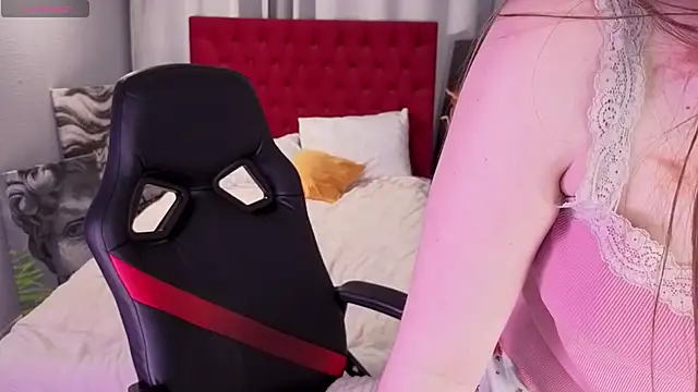 XXX chat uživo modela Mia_Myles