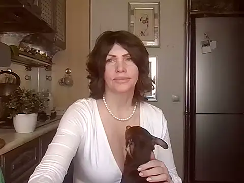 Baby-Matilda Adlı Modelin Canlı XXX Sohbeti