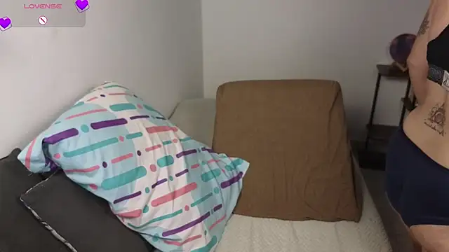 blue__moon_ Adlı Modelin Canlı XXX Sohbeti