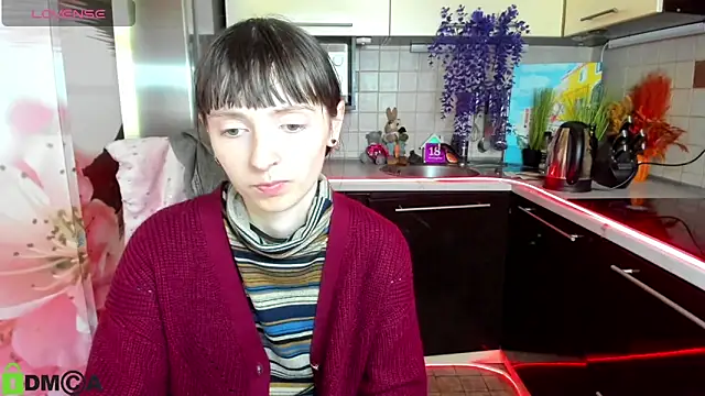 TayanaJons Adlı Modelin Canlı XXX Sohbeti