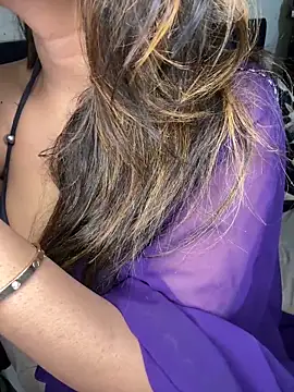 sexy-sukriti – webcam-show