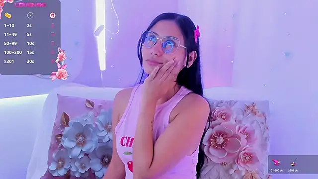 NayeCloud – Live XXX-chat