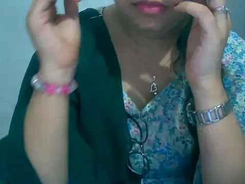 Chat XXX ao vivo de Cute_Aliyaa