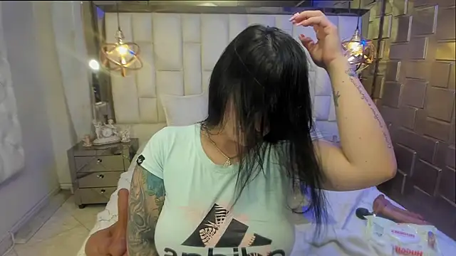 Chat +18 de Nara_belen ao vivo