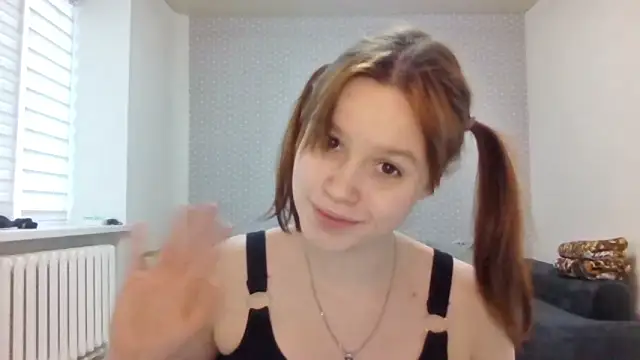 Ammymia 即時 XXX 聊天