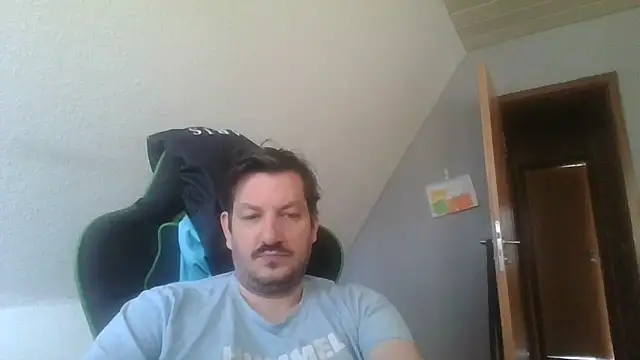 Golffahrer1982のライブXXXチャット