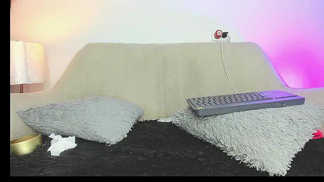 drakomilck1n Live XXX chat