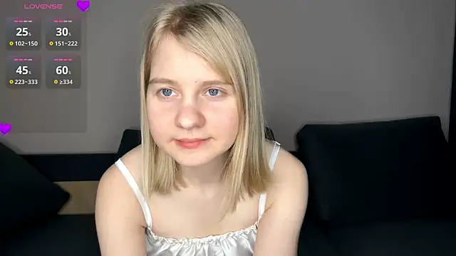 OdelinaFicken webcam show