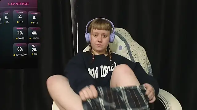 June_shy0 – Naživo XXX chat