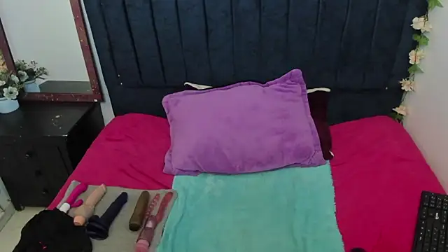 Онлайн чат XXX alaha_evans