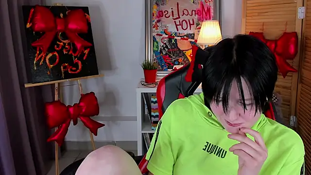 BakugoKatsuki – Naživo XXX chat