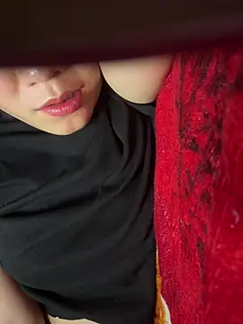 Lucky-baby077 Adlı Modelin Canlı XXX Sohbeti