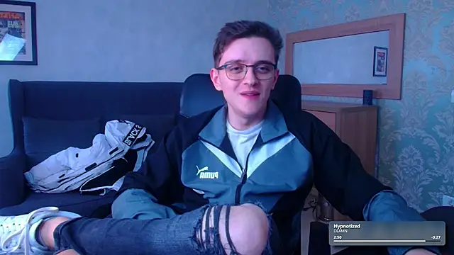 FelixStarkkのライブXXXチャット