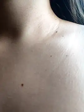 Chat XXX en directo de lachiki_plus