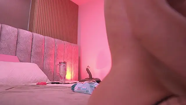 violeta_aroca élő XXX-chatje