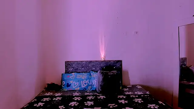 Chat XXX Live carolinemiller7