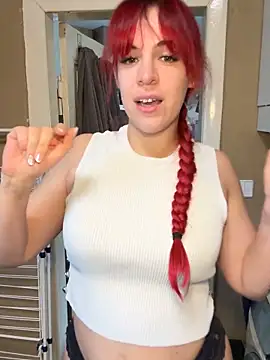 Roxysophie: онлайн-секс-чат