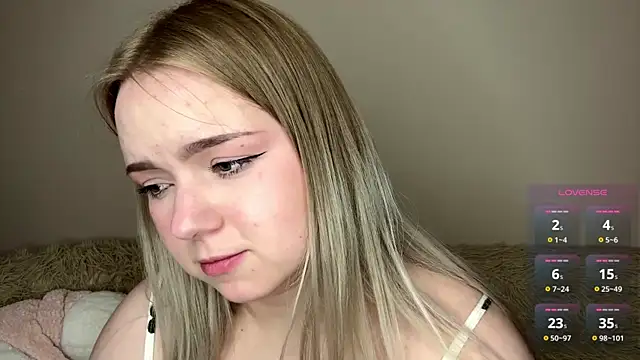 Webkamerová show ZaraCreedon