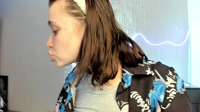 Elastikisss Live XXX Chat